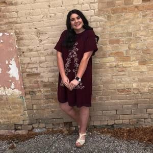 Meet your Posher, Alyssa